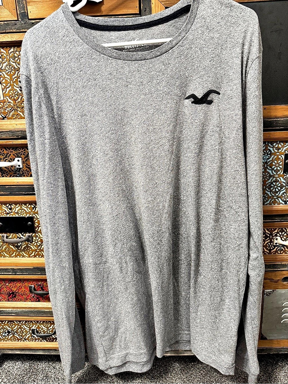 Hollister Icon Logo Long Sleeve T-Shirt Gray